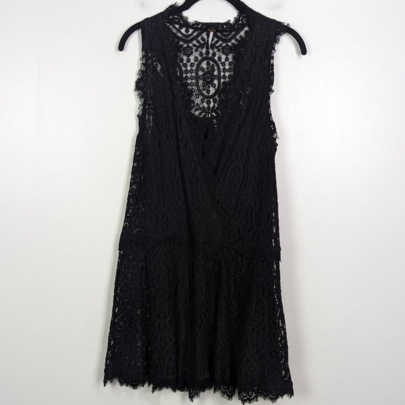 Free People Heart in Two Mini Black Lace Dress Size XS - Picture 3 of 9